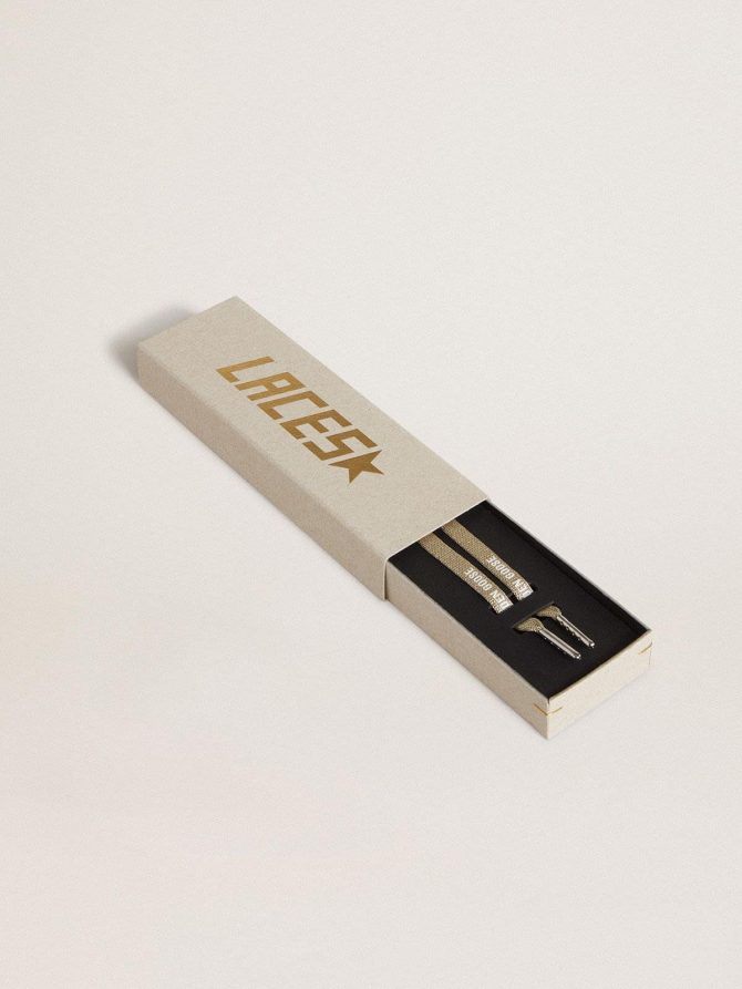 Gold-colored Lurex laces with contrasting white logo - Image 2