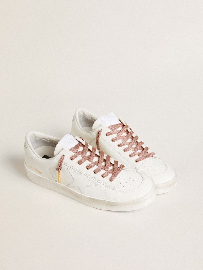 Salmon pink Lurex laces with contrasting black logo - Image 3