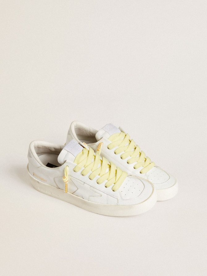Yellow cotton laces with contrasting gold-colored logo - Image 3