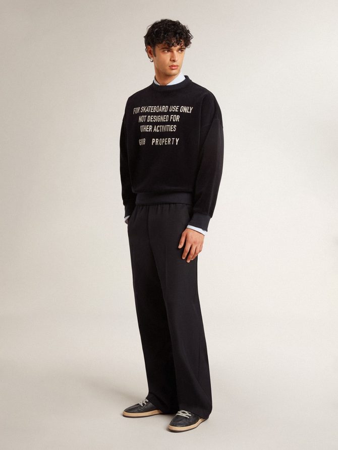 Black crew neck sweatshirt with embroidered lettering - Image 3