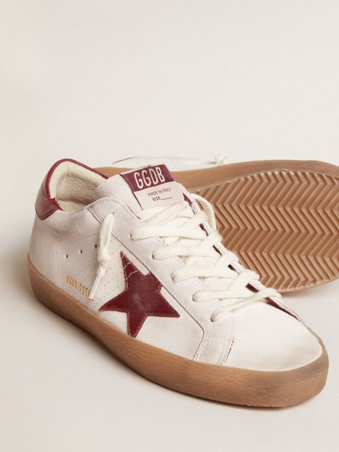 Super-Star in white suede with burgundy leather star and heel tab - Image 3
