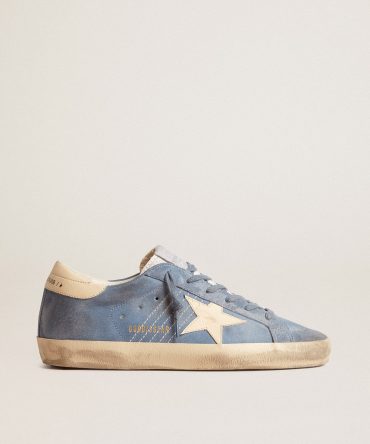 Super-Star in light blue suede with beige leather star and heel tab