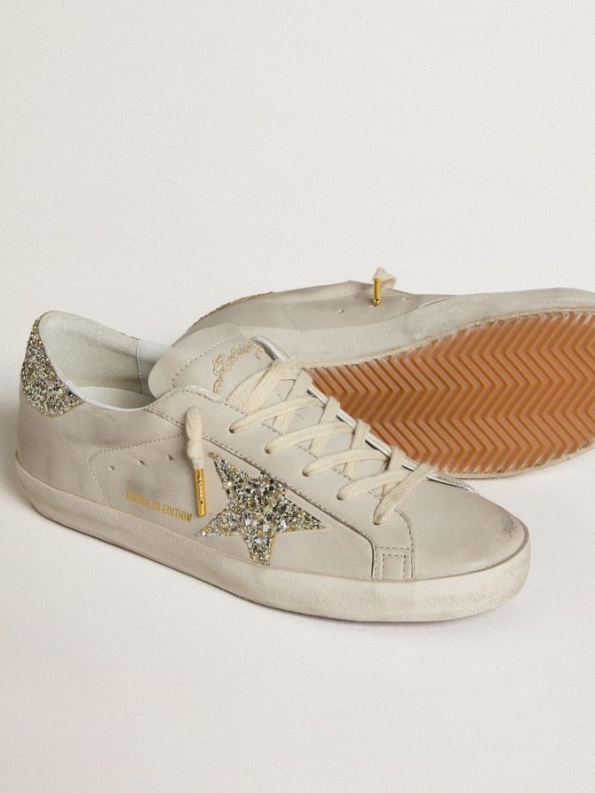 Women’s Super-Star LTD in ivory nappa leather with platinum glitter star and heel tab - Image 3