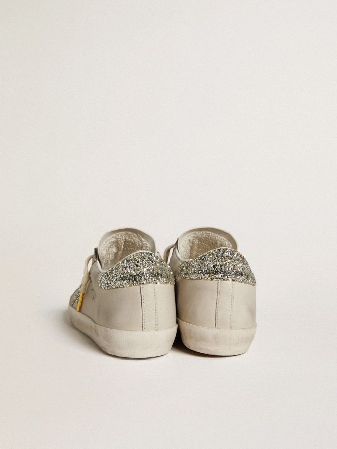 Women’s Super-Star LTD in ivory nappa leather with platinum glitter star and heel tab - Image 4