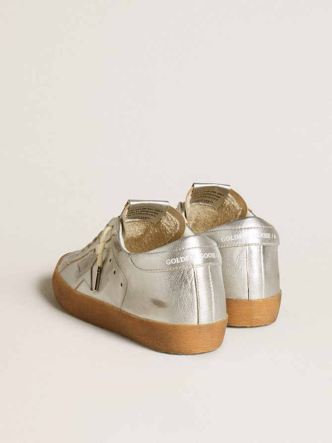 Super-Star in silver metallic leather with leather star and heel tab - Image 5