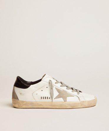 Women’s Super-Star with black heel tab and metal stud lettering