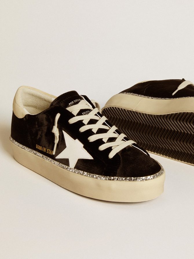 Hi Star in black velvet with white leather star and suede heel tab - Image 3