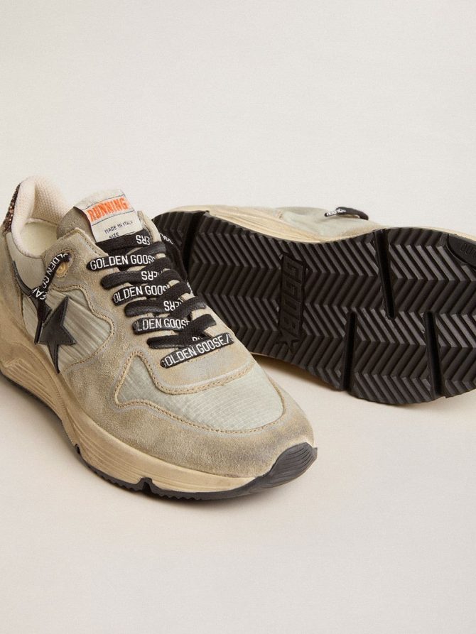 Women’s Running Sole in gray nylon with black star and glitter heel tab - Image 3