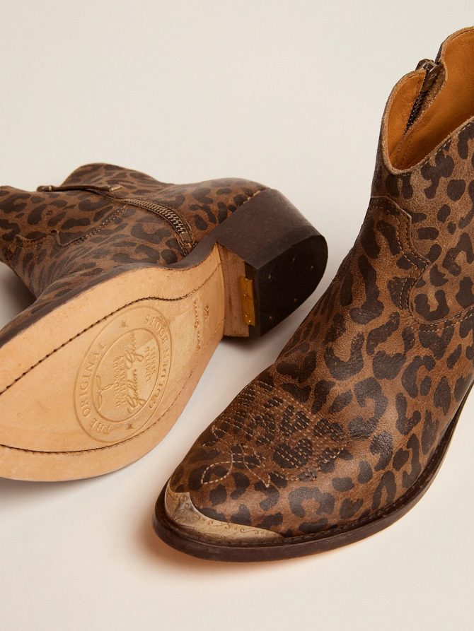 Women’s leather ankle boots with leopard print - Image 3
