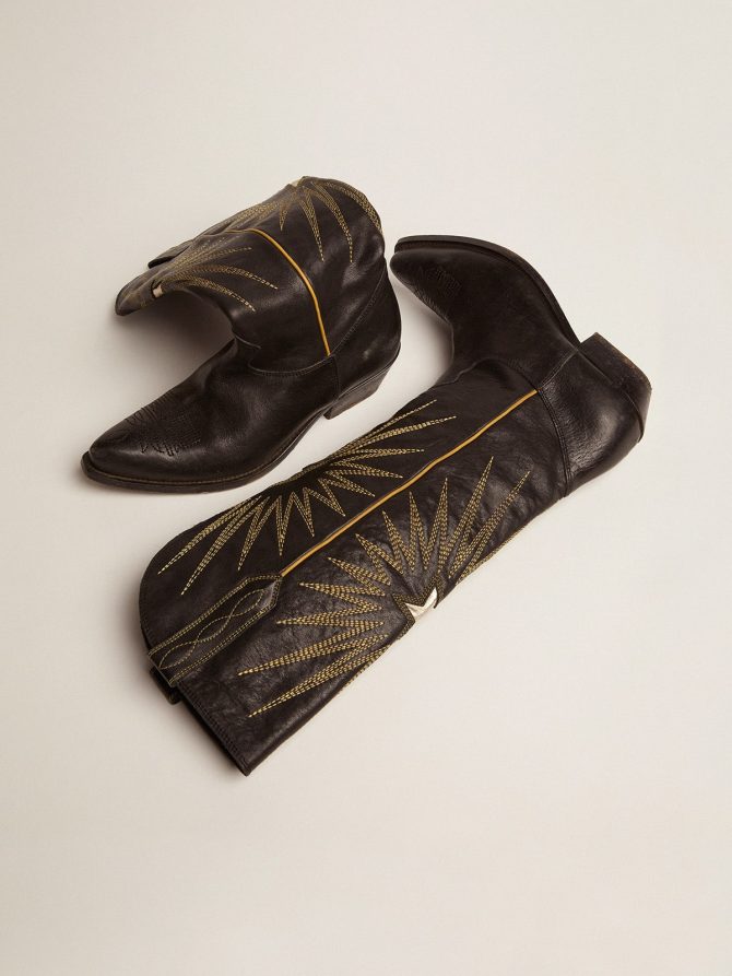 Wish Star boots in black leather with platinum laminated leather inlay star - Image 2