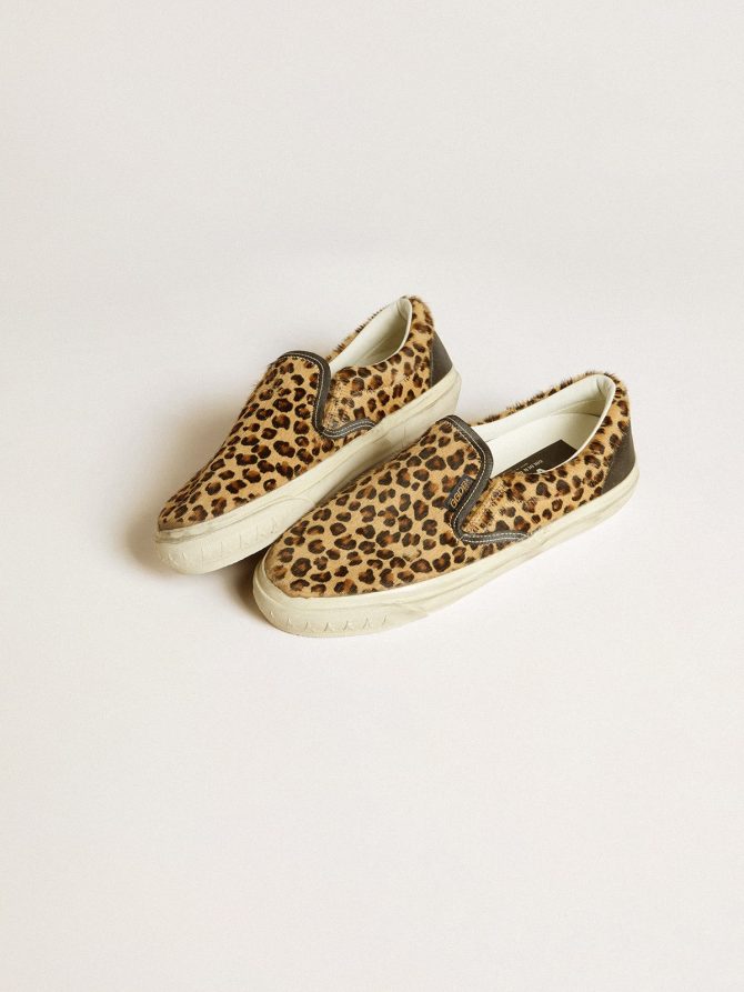 Women’s VCE Penstar in leopard-print pony skin with black leather heel tab - Image 2