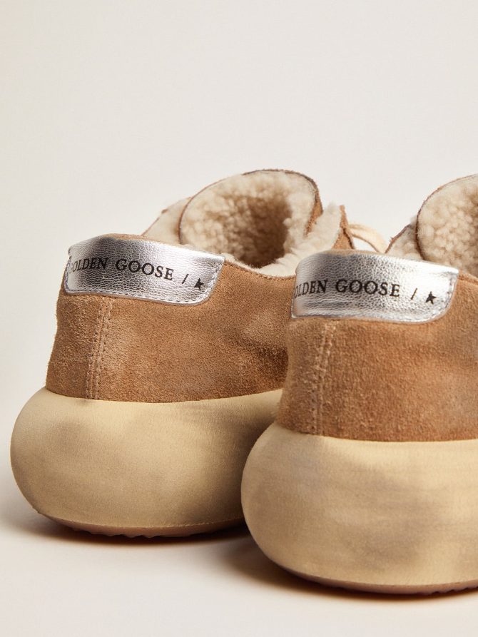 Women’s Space-Star shoes in tobacco-colored suede with shearling lining - Image 5
