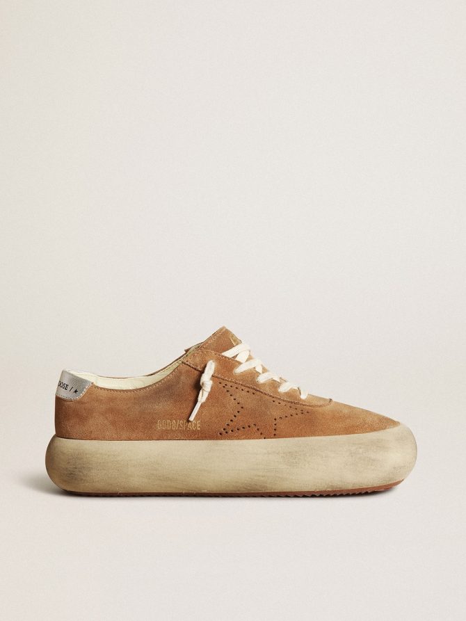 Women’s Space-Star in tobacco-colored suede with perforated star