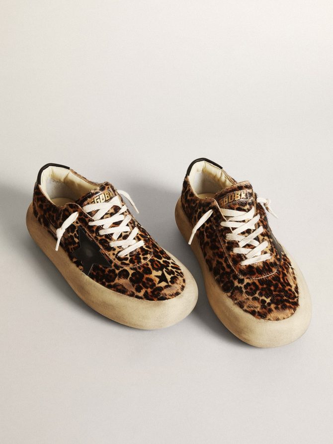 Women’s Space-Star in leopard print pony skin with black star - Image 2