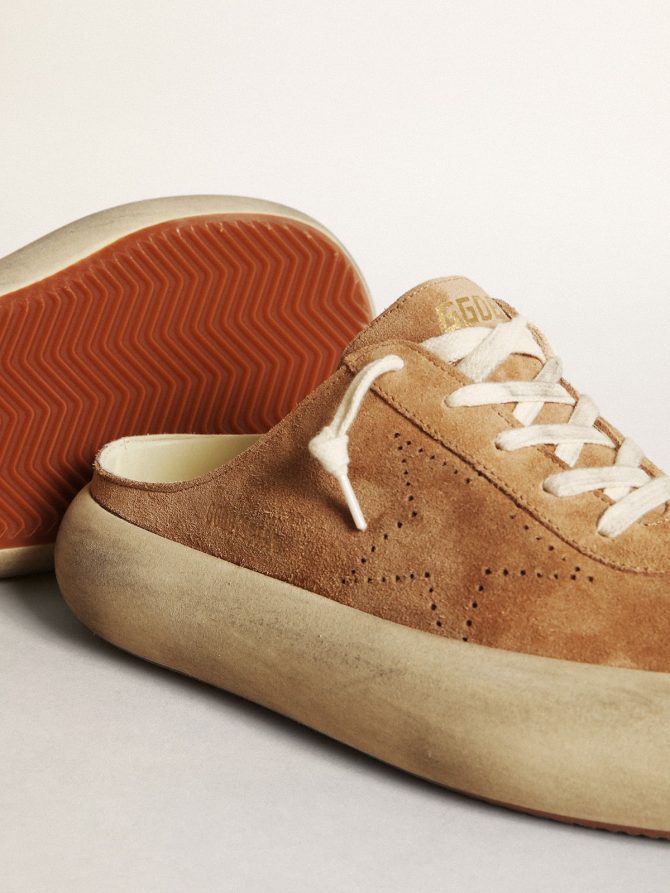 Women’s Space-Star Sabot in tobacco-colored suede with perforated star - Image 4