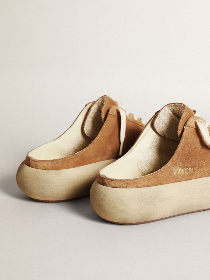 Women’s Space-Star Sabot in tobacco-colored suede with perforated star - Image 5