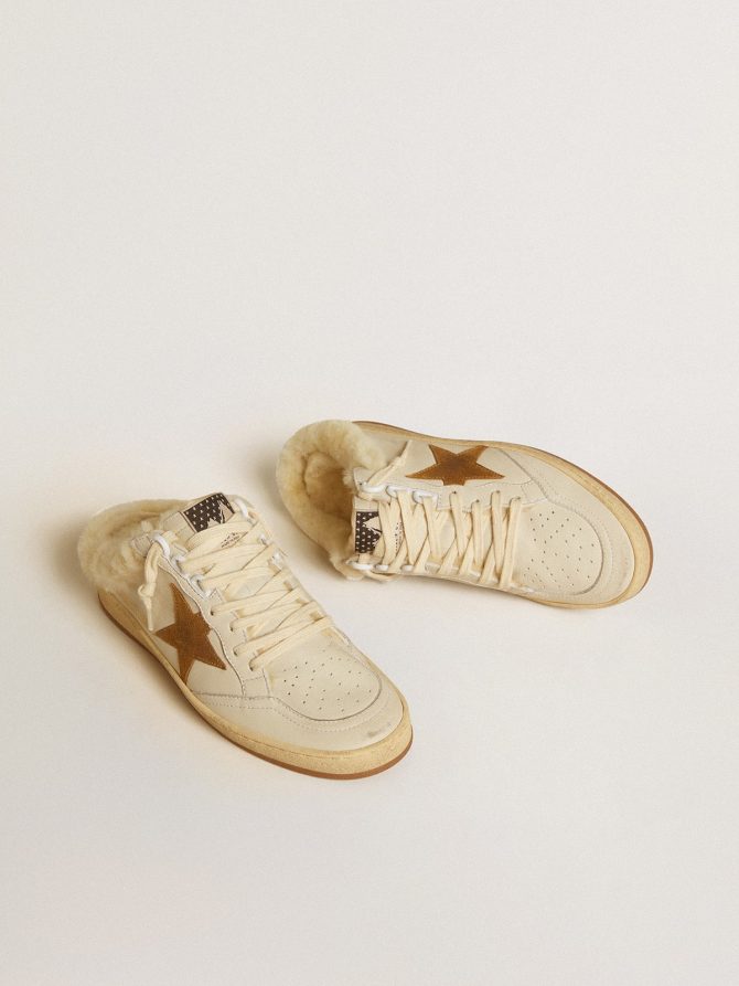 Ball Star Sabots in leather with suede star and beige shearling lining - Image 2