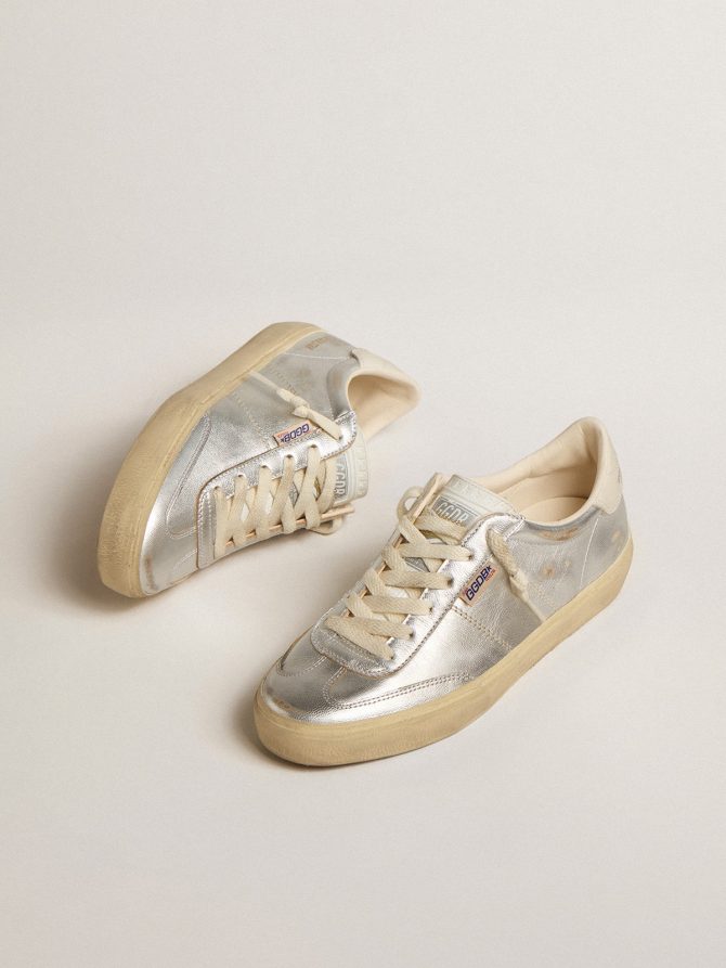 Soul Star in metallic silver leather with white leather heel tab - Image 2