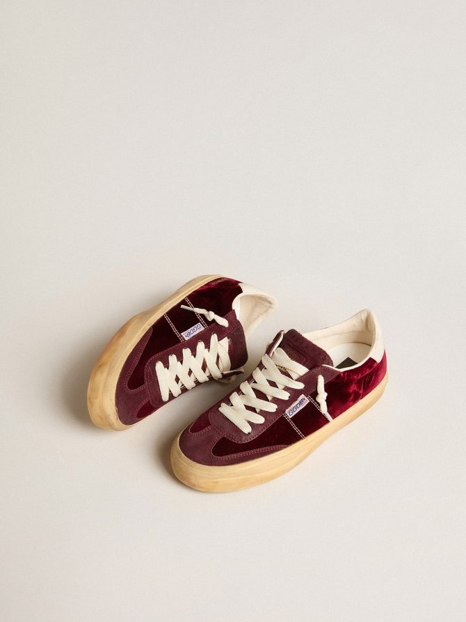 Soul Star in burgundy velvet with white leather heel tab - Image 2