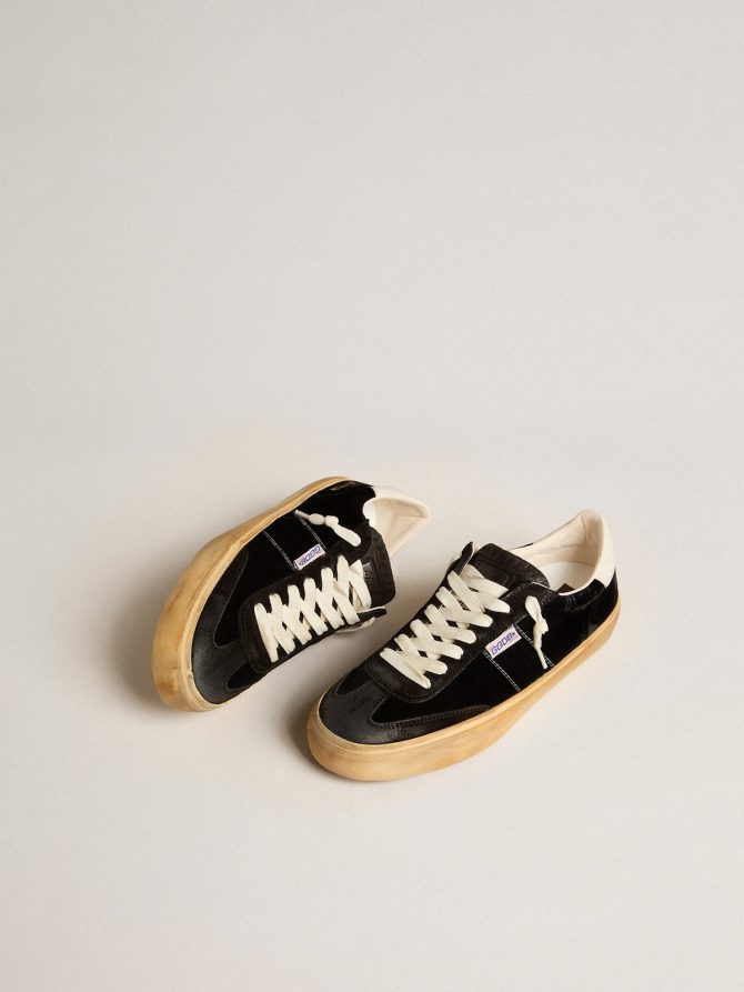 Soul Star in black velvet with white leather heel tab - Image 2