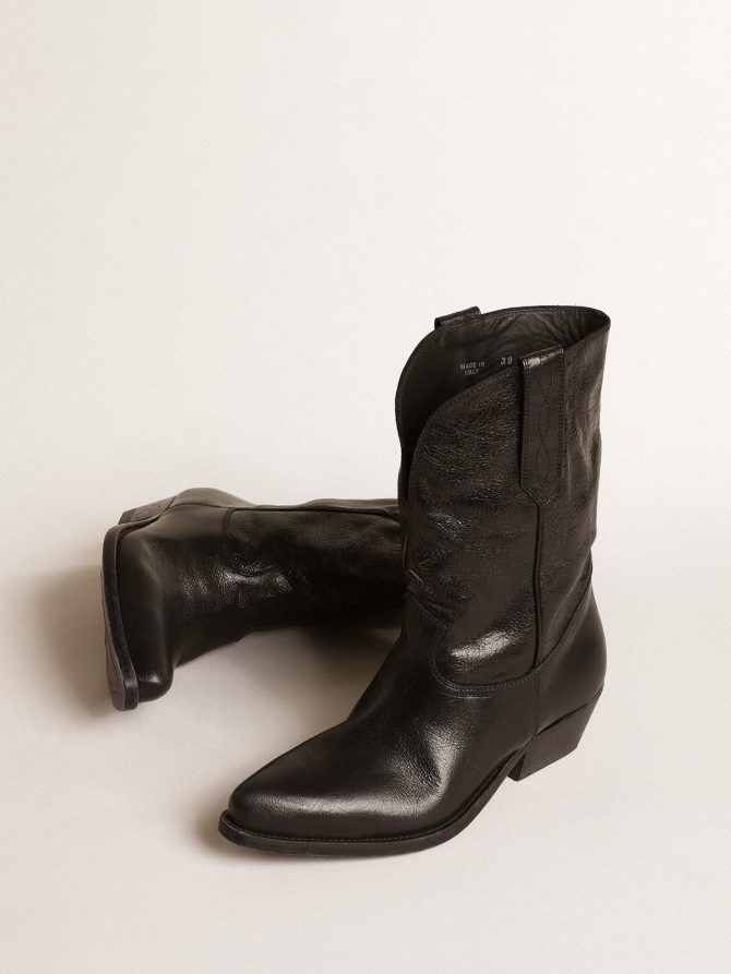 Low Wish Star boots in black leather with black star - Image 2