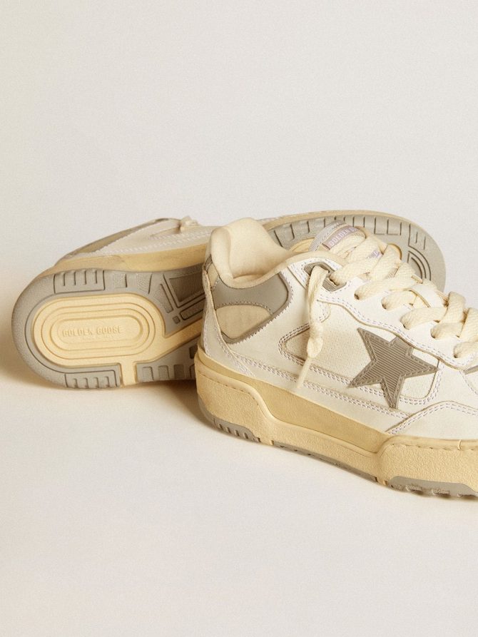 Women’s Forty2 with grey star and white leather heel tab - Image 3