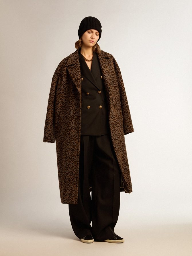 Women’s single-breasted cocoon coat in wool with jacquard motif - Image 3