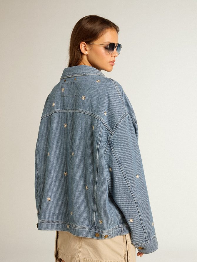 Women’s denim jacket with floral embroidery - Image 4