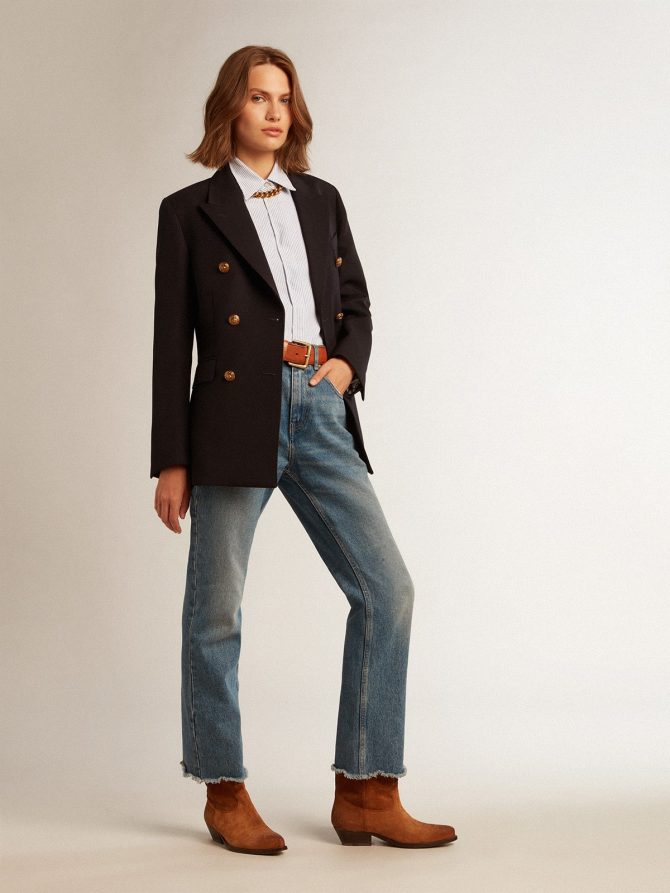 Women’s cropped flared jeans with medium wash - Image 3