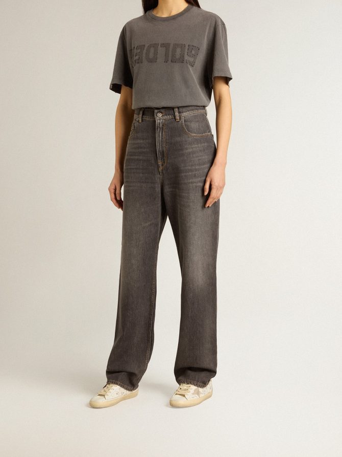 Women’s black jeans with printed pocket - Image 2