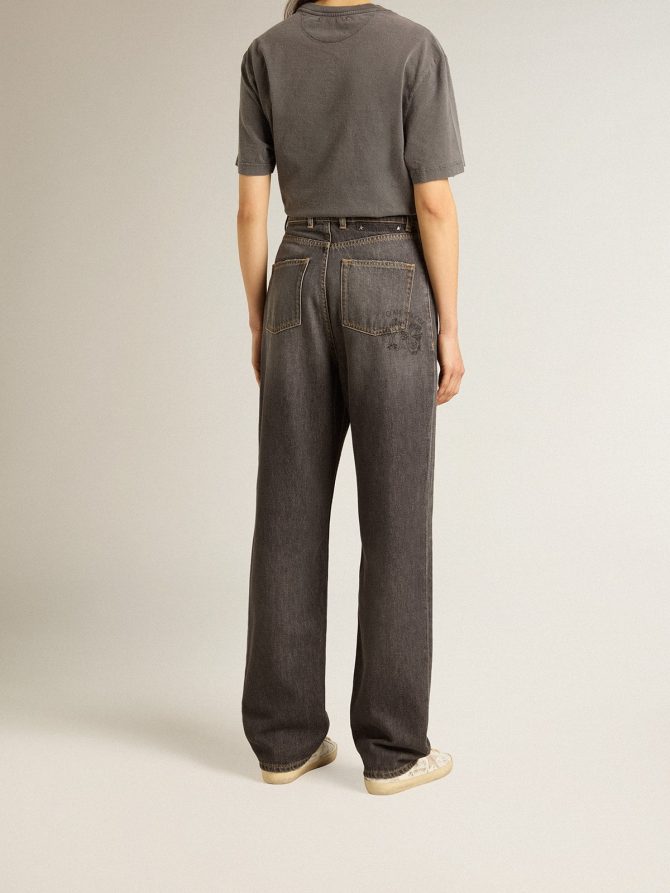 Women’s black jeans with printed pocket - Image 4