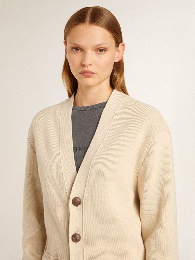 Women’s beige cardigan with ‘Golden’ lettering on the back - Image 5