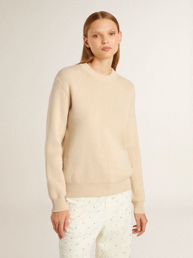 Women’s beige sweater with ‘Golden’ lettering on the back - Image 2