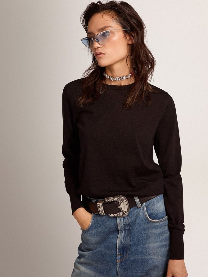 Women’s round-neck sweater in black wool - Image 2
