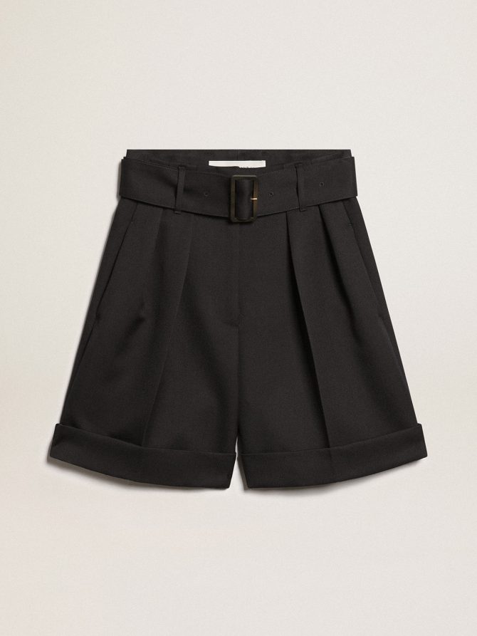 Women’s shorts in black wool gabardine with waist belt