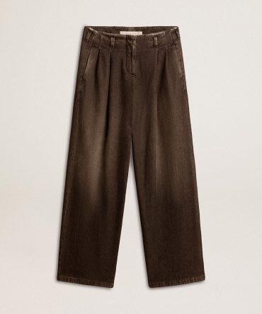 Women’s medium-wash cotton pants