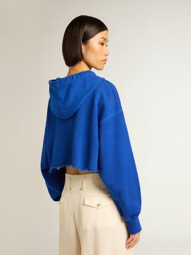 Blue cropped sweatshirt with zip fastening and hood - Image 5