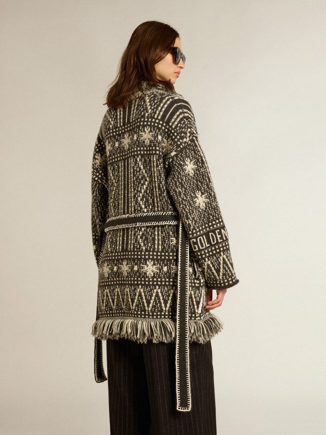 Cardigan with belt and dark gray Fair Isle pattern - Image 4