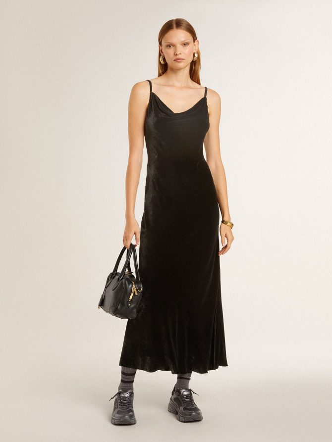 Women’s black velvet-effect slip dress - Image 3