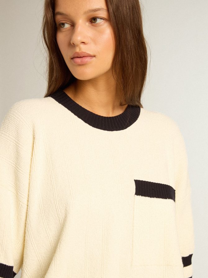 Women’s short-sleeved sweater in vintage white with blue rib knit - Image 5