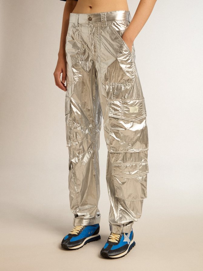 Women’s cargo pants in silver technical fabric - Image 2