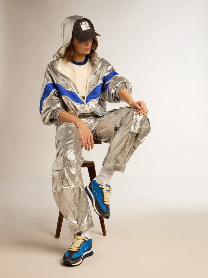 Women’s cargo pants in silver technical fabric - Image 3