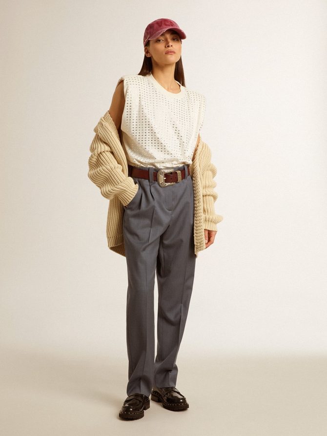 Women’s cotton cardigan with embroidery on the front - Image 3