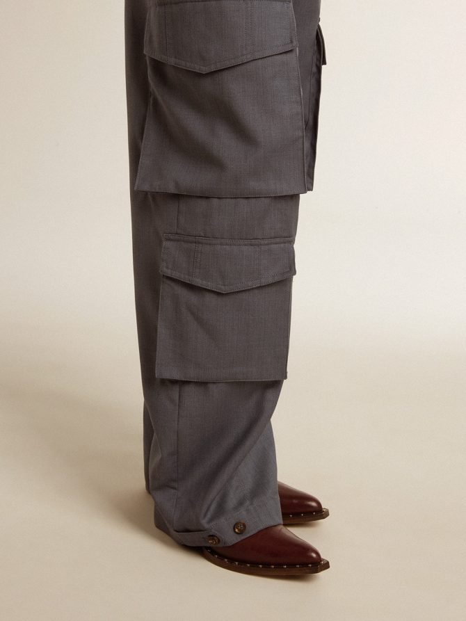 Women’s cargo pants in baby blue wool - Image 5