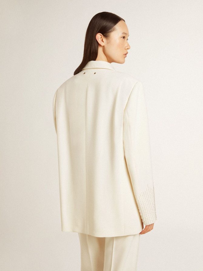 Single-breasted oversize jacket in white with silk effect and embroidery - Image 4