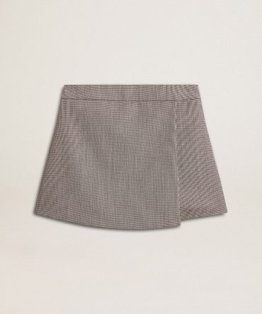 Women’s gray mini shorts in houndstooth wool