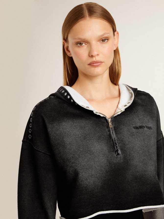 Gray cropped sweatshirt with a lived-in effect - Image 5
