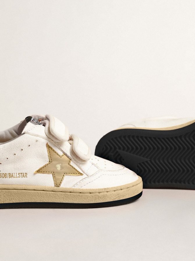Ball Star Young with gold metallic leather star and heel tab - Image 4